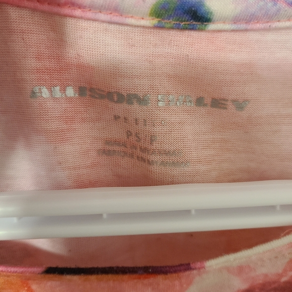🌟4/$15 Allison Daley Pink Butterfly T-Shirt Size Small Petite - Picture 6 of 7
